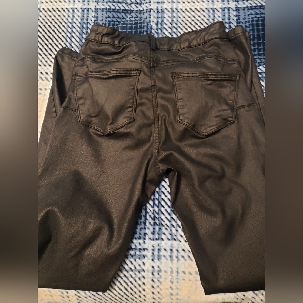 Molly Bracken Women's Black Skinny Pants